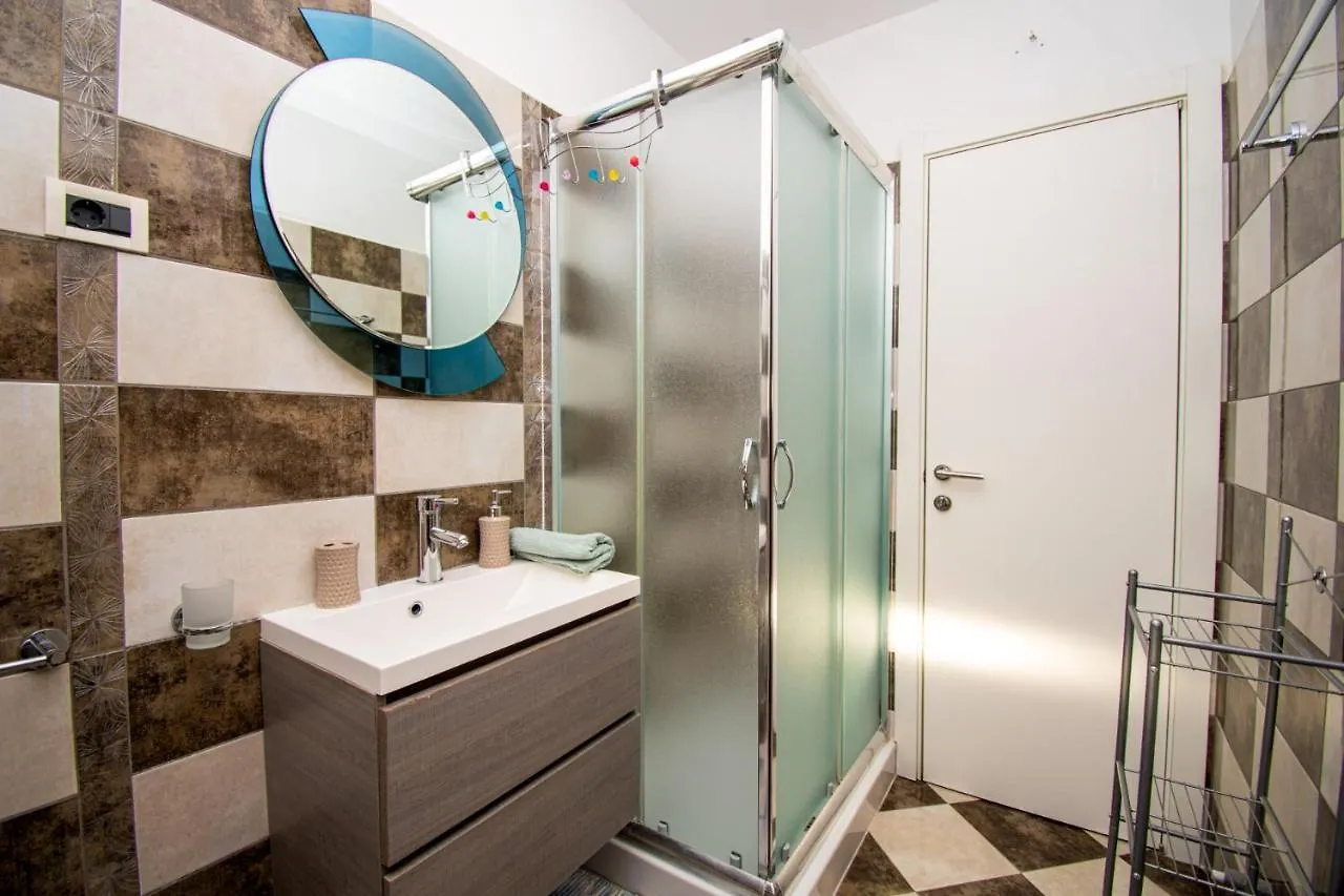 Apartments With Pool In Pula,Croatia