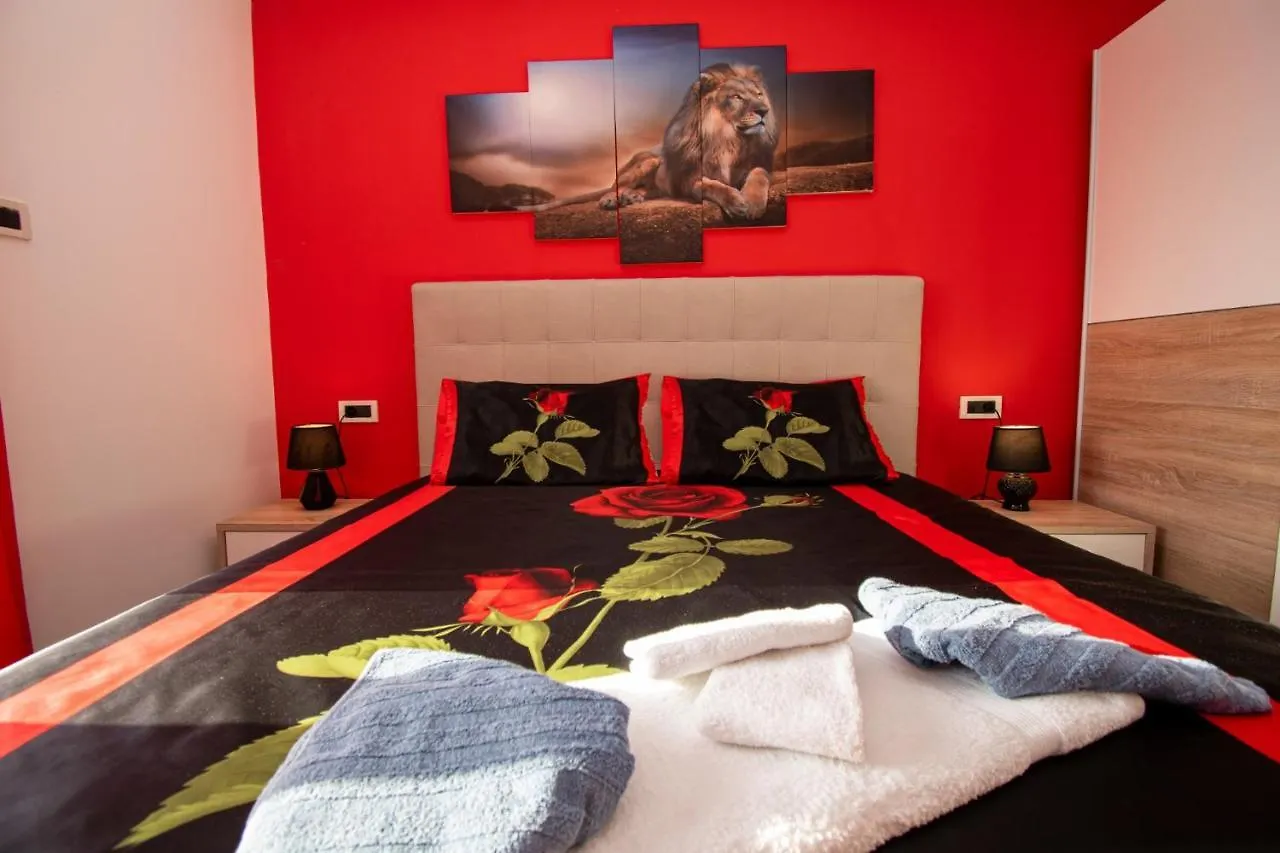 Apartments With Pool In Pula,Croatia 0*, Pula